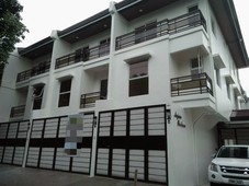 Brandnew townhomes for sale in brgy central qc