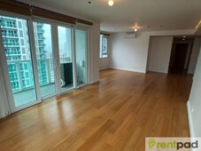 2 Bedroom Unfurnished for rent Park Terraces Makati