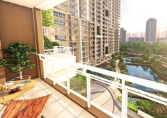 3-bedroom corner unit best deal near BGC with stunning view