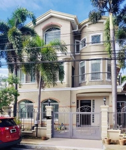 2-Storey House for Sale in BF Resort Village Las Piñas