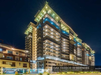RUSH PASALO! DMCI Homes Resort Type Condominium in the Metro