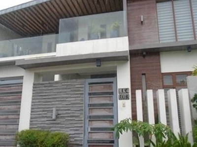 05752-SFO-388 (House for sale in Suburbia North Ph 2 at San Fernando City on Carousell