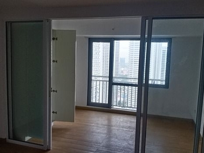 05763-G-032 (Condo unit for sale in Acqua Private Residences at Mandaluyong City) on Carousell