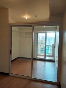 1-Bedroom For Sale Brixton Place Kapitolyo Pasig on Carousell