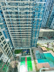 1 Bedroom with parking in Times Square West for Sale Assume Balance on Carousell