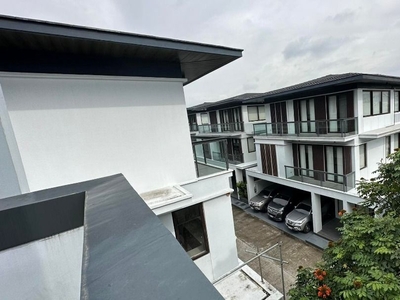 130M - 5 Bedroom House and Lot for Sale in New Manila Quezon City on Carousell