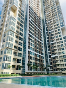 1BR and 1 Parking for Sale in BGC on Carousell