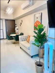 1BR Condo for SALE in Uptown Parksuites BGC Taguig RH20596 on Carousell