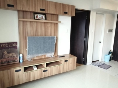 1BR FOR LEASE or FOR SALE at Belton Place Makati - For Rent / Metro Manila / Interior Designed / Condominiums / RFO Unit / NCR / Fully Furnished / Real Estate Investment PH / Clean Title / Condo Living / Ready For Occupancy / MrBGC on Carousell