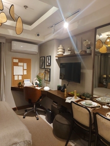 2 Bedroom Condo For Sale in Merville Parañaque on Carousell