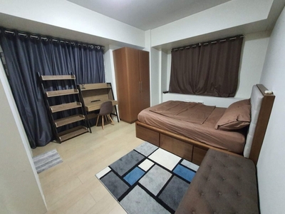 2 Bedroom Condo for Sale in Pasay City at Palmtree Villas on Carousell