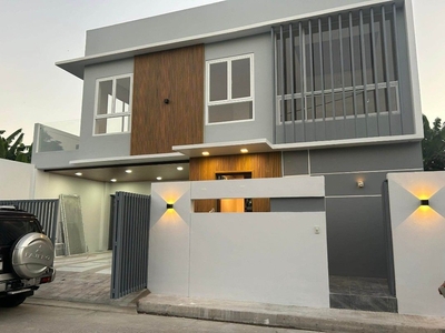 2 Storey House & Lot for Sale in Greenwoods Executive Village