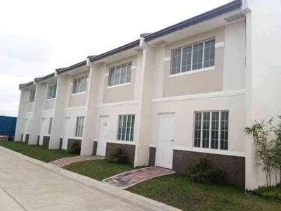 2BR 1TB TH • TOWNHOUSE FOR SALE IN STO. TOMAS CITY