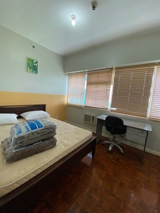 2br unit for sale in BGC on Carousell