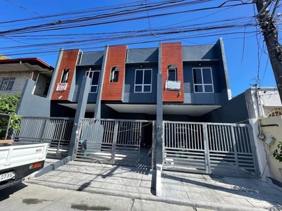 3 bedrooms townhouses for Sale! on Carousell