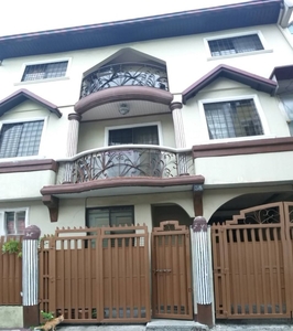 3 Storey House with 2 Rental Unit (Ground Floor) on Carousell