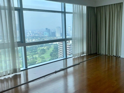 3BR in Pacific Plaza Tower