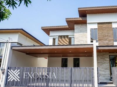 5 Bedroom Brand New Modern House for Sale in BF Paranaque City on Carousell