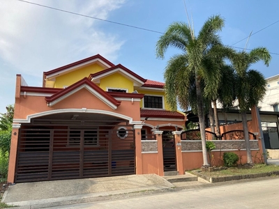 5 Bedrooms 4 Bathrooms Two-Storey House in BF Resort Village Las Pinas City For Sale on Carousell