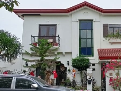 5 bedrooms House and Lot for sale in Makati City on Carousell