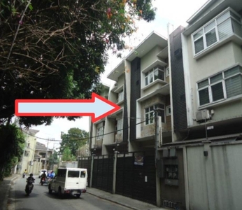 Bank Foreclosed Property ‼️ Townhouse For Sale in Cubao‼️ on Carousell