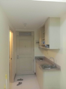 Chateau Elysee 1 br for rent on Carousell