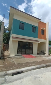 Commercial + Residential
Unit FOR SALE in Cavite along highway on Carousell