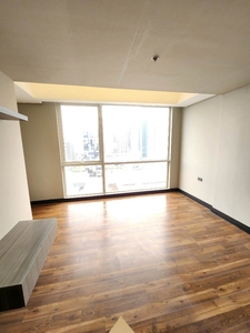 Condo For Sale in BGC near St Lukes S&R Uptown Burgos Circle on Carousell