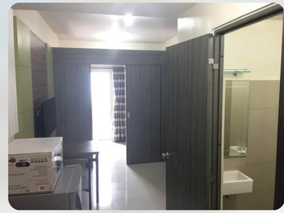 Condo For Sale in Green Residences on Carousell