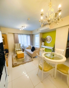 Corner Unit 1 Bedroom 1BR Condo for Rent in Makati City at Senta Condominium on Carousell
