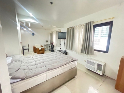 Eastwood City condominium for rent on Carousell
