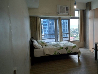 Eastwood Legrand 3 for Rent on Carousell