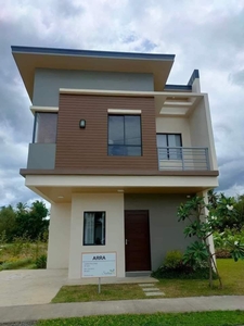 ELEGANT HOUSE AND LOT PACKAGE FOR SALE ‼️ ALAMINOS LAGUNA on Carousell