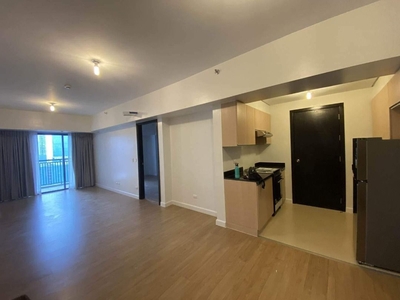 For Lease!! Brand New 1 bedroom condo unit with 1 parking on Carousell