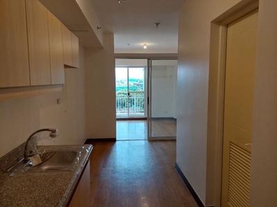 For Lease Infina Towers 1 bedroom