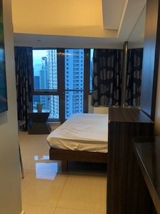For lease studio furnished in KL Tower Makati on Carousell