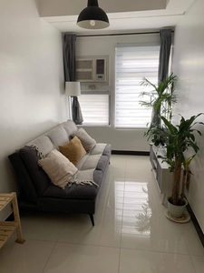 For rent: 1 bedroom unit in Chimes Greenhills on Carousell