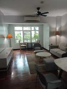 FOR RENT: 1 bedroom with parking in Palm - One Serendra on Carousell