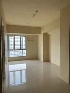 FOR RENT: 1 BR Unit at The Montane BGC (Bare) on Carousell