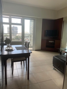 For Rent: 1BR at Two Serendra Encino Low Rise Section