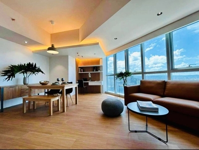 For Rent: 1BR Unit in Uptown Park Suites Tower 2