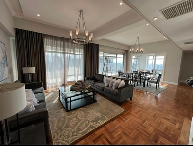 FOR RENT: 3 BEDROOM PENTHOUSE UNIT IN FOUR SEASONS