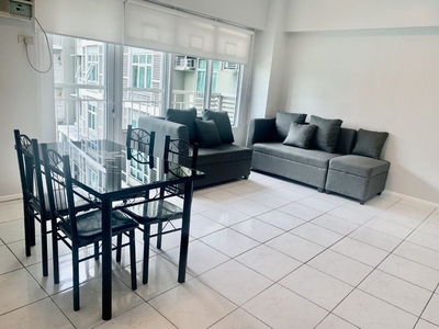 FOR RENT: 3BR Unit in Two Serendra