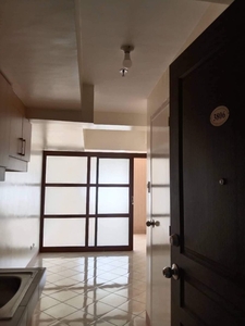 For rent One bedroom unit with balcony in Cityland North Residences on Carousell