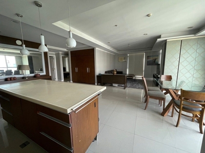 Three Bedroom For Rent in Kensington Place BGC on Carousell