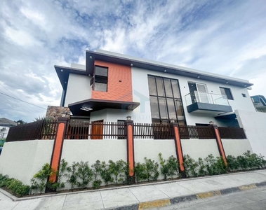 FOR SALE 4 BEDROOM HOUSE AND LOT IN BF RESORT LAS PINAS CITY on Carousell