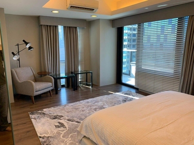 For Sale: Arya Residences Tower 1 on Carousell