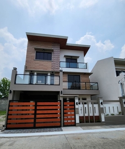 FOR SALE BRAND NEW MODERN THREE STOREY HOUSE WITH POOL IN PAMPANGA NEAR MARQUEE MALL