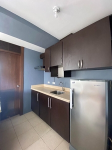 FOR SALE FURNISHED 2BR W/PARKING NEAR BGC AND VENICE MALL TAGUIG on Carousell