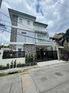 For sale house and lot semi furnished in greenwoods pasig on Carousell